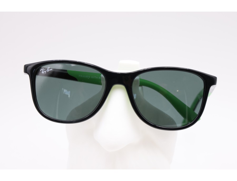 Lunettes de soleil mixte RAY-BAN JUNIOR SOLE RJ9077S 719371